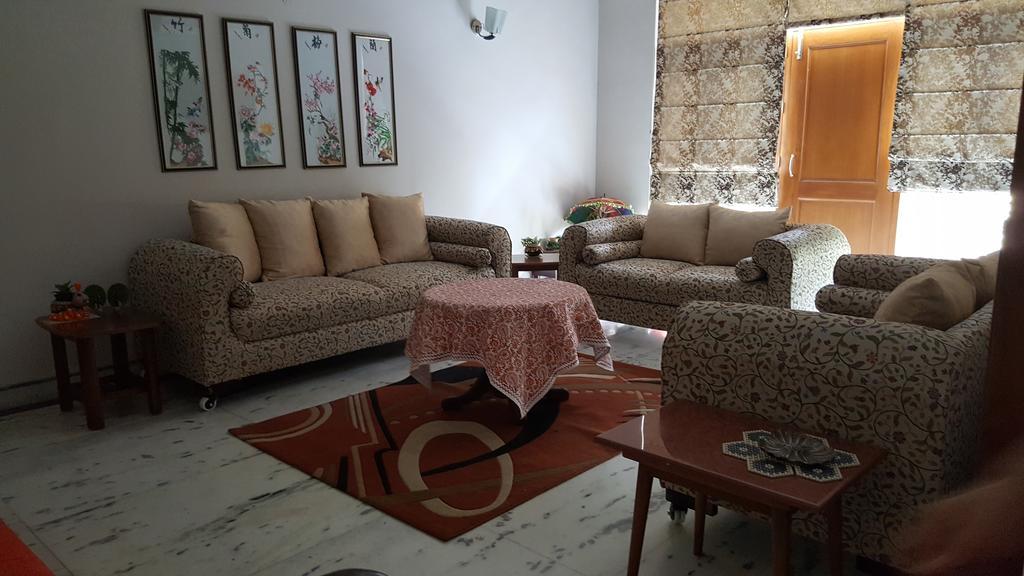 Sabs Bed And Breakfast New Delhi Ngoại thất bức ảnh
