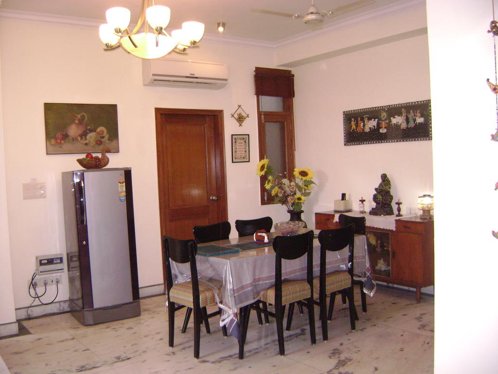 Sabs Bed And Breakfast New Delhi Ngoại thất bức ảnh